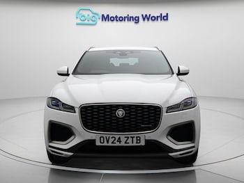 Used Jaguar F-Pace 2024 for sale - 79623945: Photo