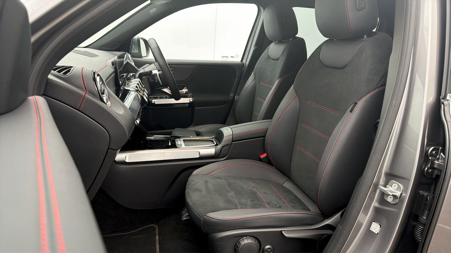 Used Mercedes-Benz EQB 2025 for sale - 78104030: Photo 13