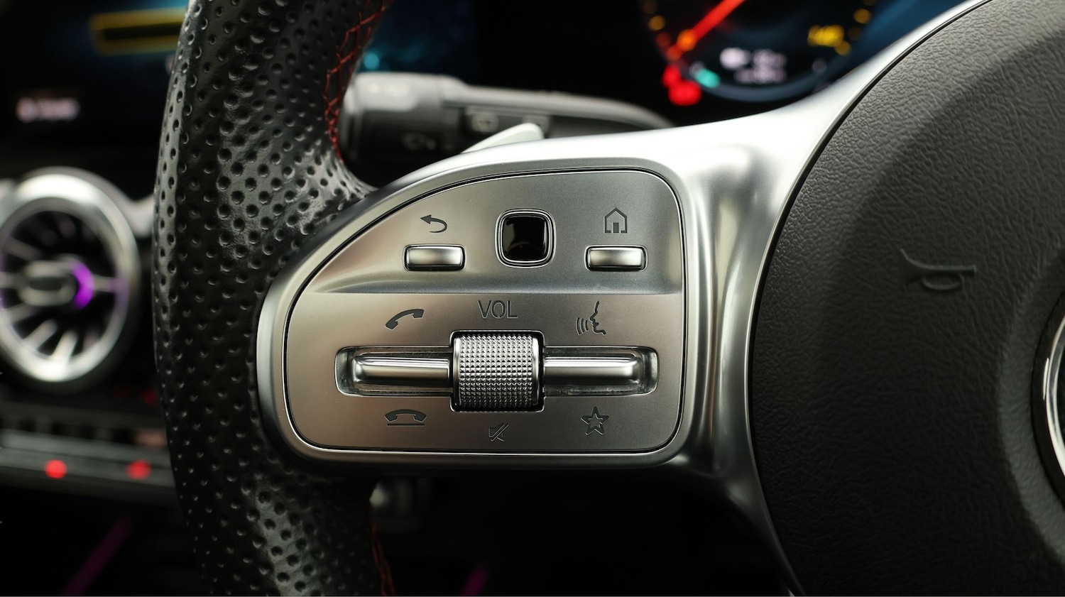 Used Mercedes-Benz EQA 2022 for sale - 77192790: Photo 24