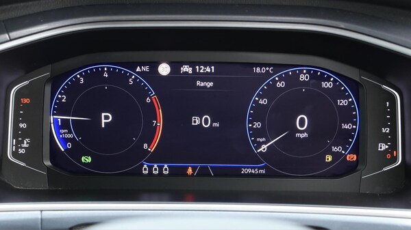 Used Volkswagen T-Roc 2022 for sale - 76283592: Photo 11