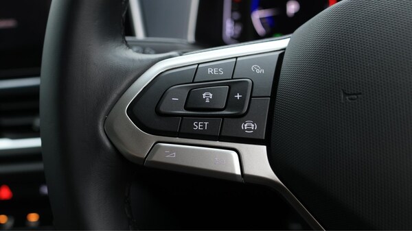 Used Volkswagen T-Roc 2022 for sale - 76283592: Photo 23