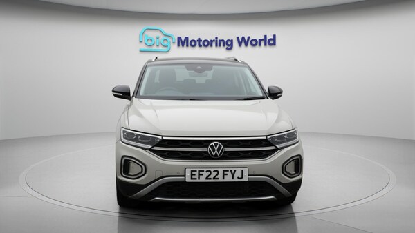 Used Volkswagen T-Roc 2022 for sale - 76283592: Photo 3