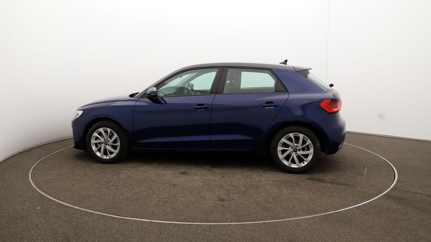 Used Audi A1 for sale - 76811860: Photo 50