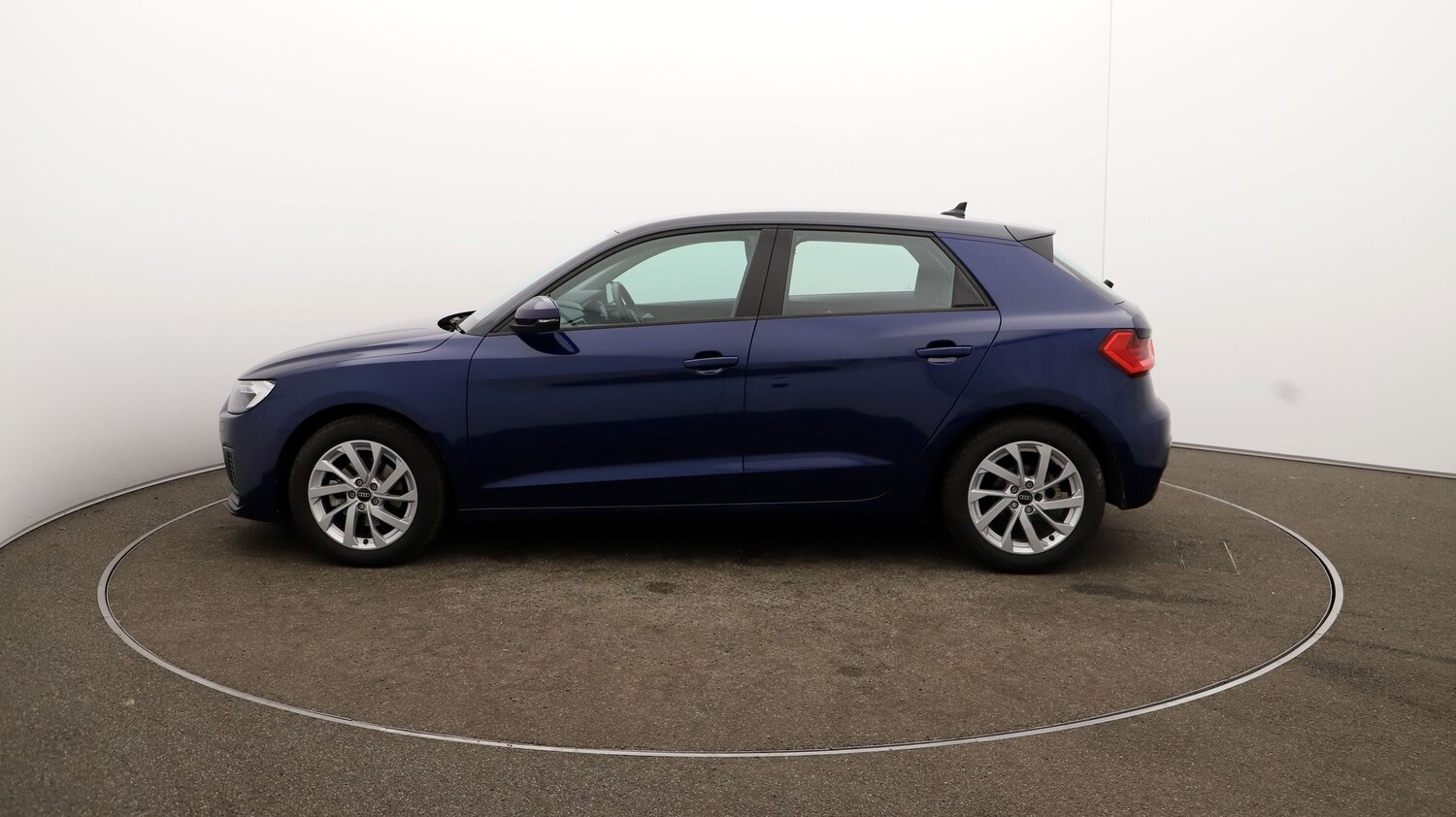 Used Audi A1 for sale - 76811860: Photo 56