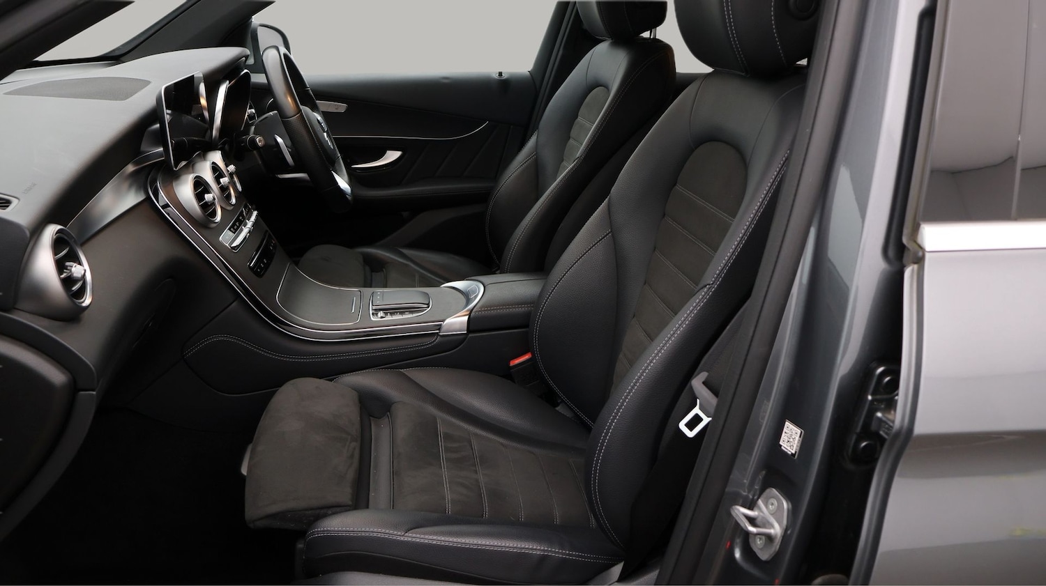 Used Mercedes-Benz GLC 2020 for sale - 77731910: Photo 14