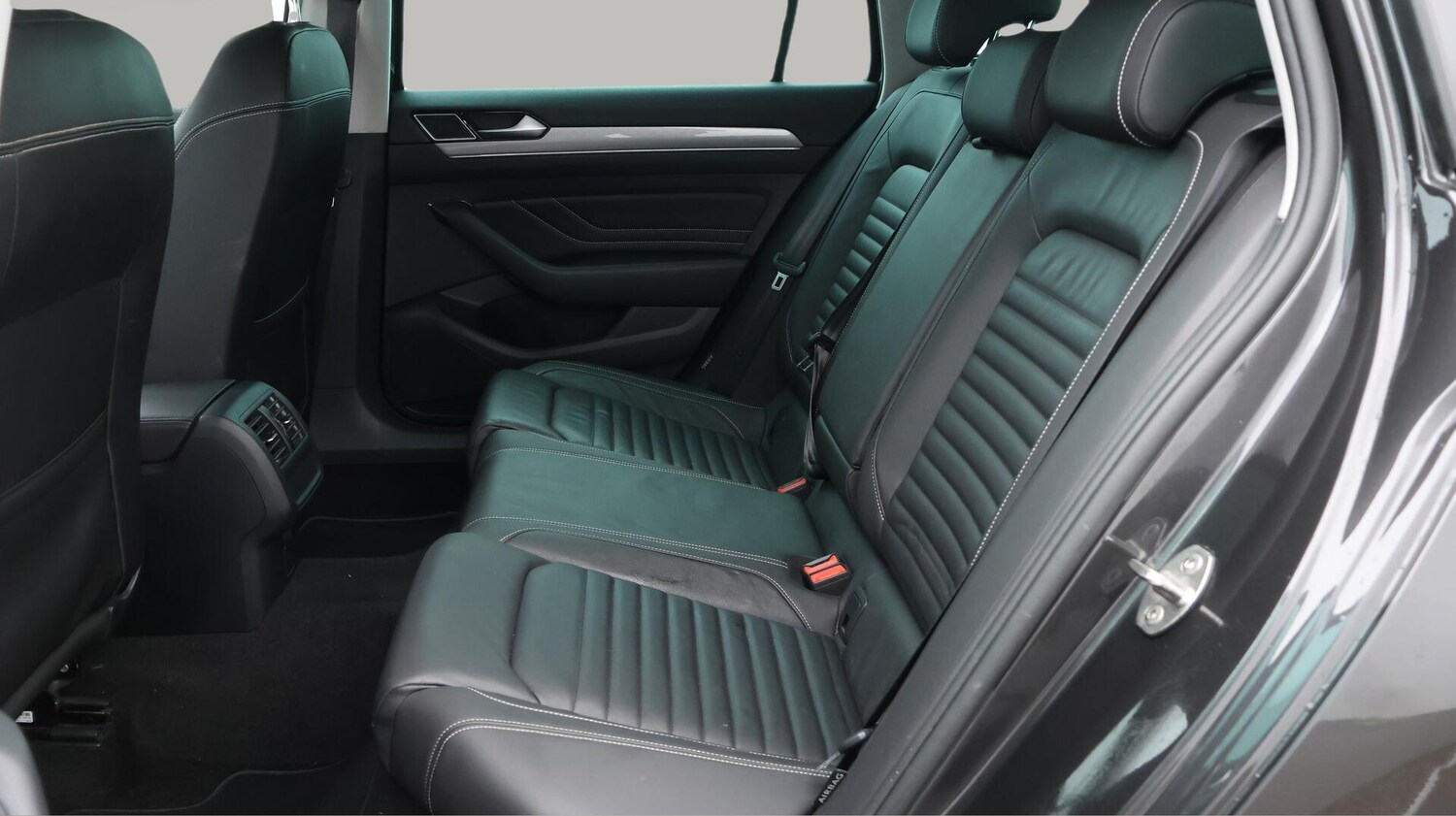 Used Volkswagen Passat 2022 for sale - 76457465: Photo 17