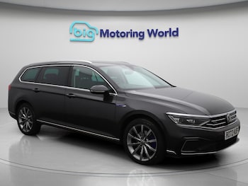 Used Volkswagen Passat 2022 for sale - 76457465: Photo