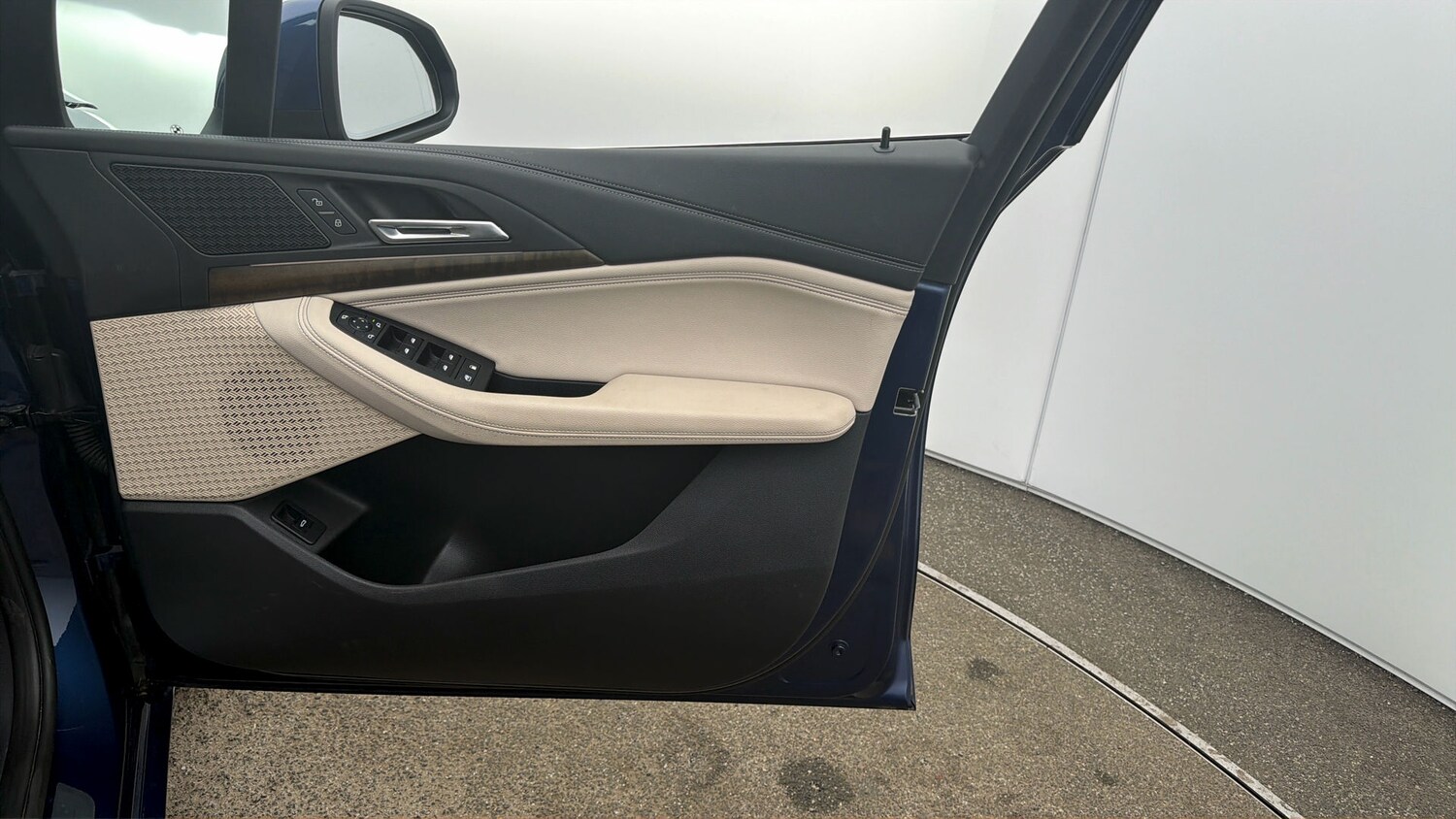 Used BMW 2 Series 2023 for sale - 77945864: Photo 14