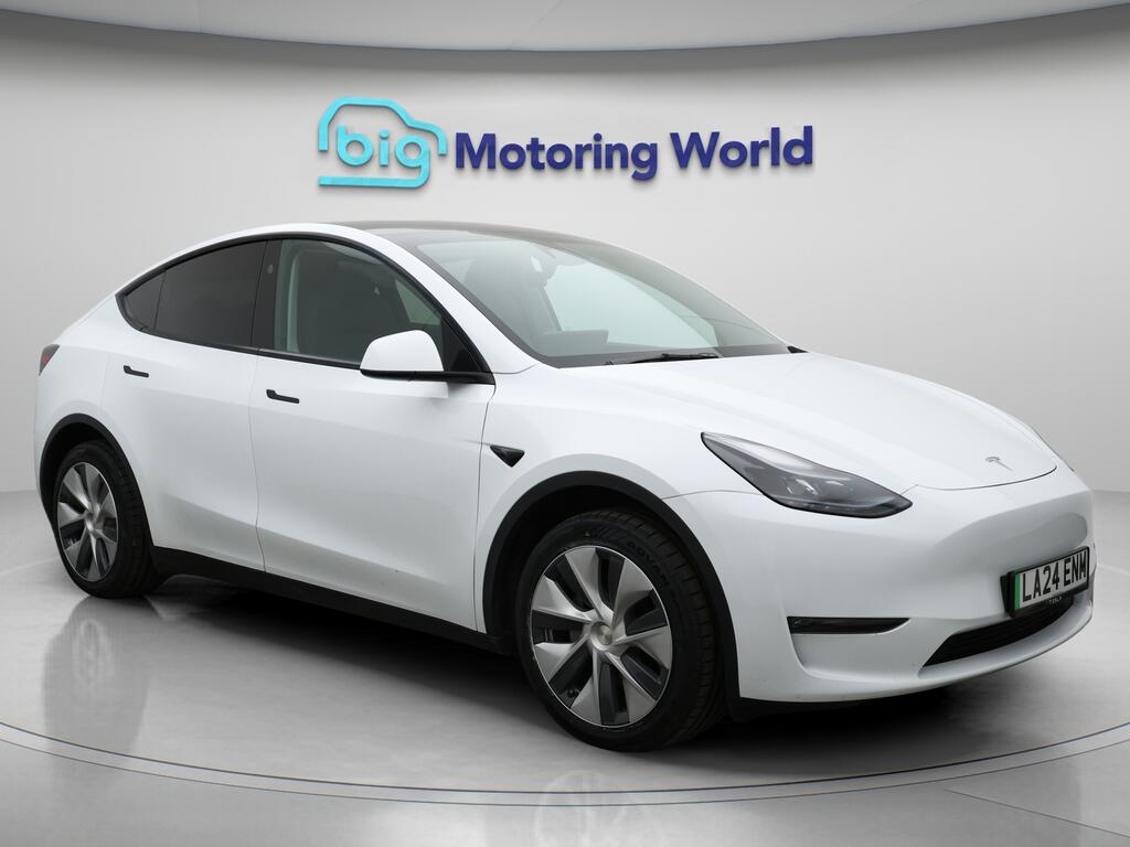Used Tesla Model Y 2024 for sale - 76689885: Photo 1