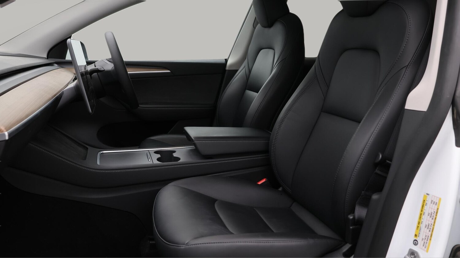 Used Tesla Model Y 2024 for sale - 76689885: Photo 15