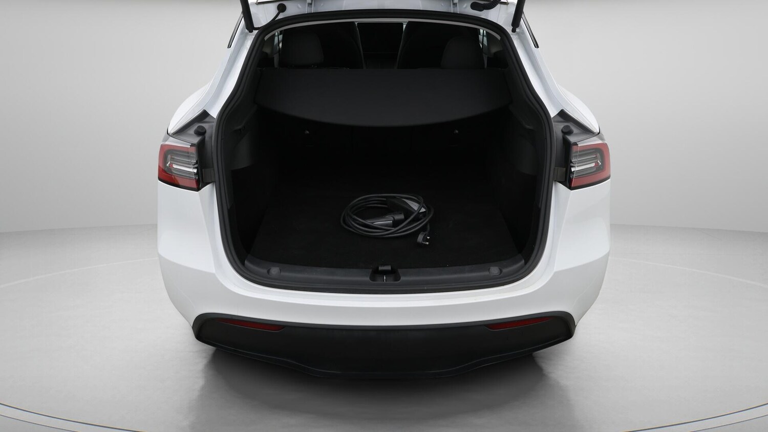 Used Tesla Model Y 2024 for sale - 76689885: Photo 18