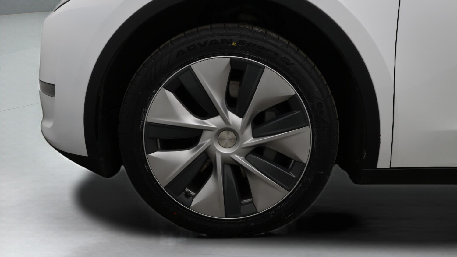 Used Tesla Model Y 2024 for sale - 76689885: Photo 19