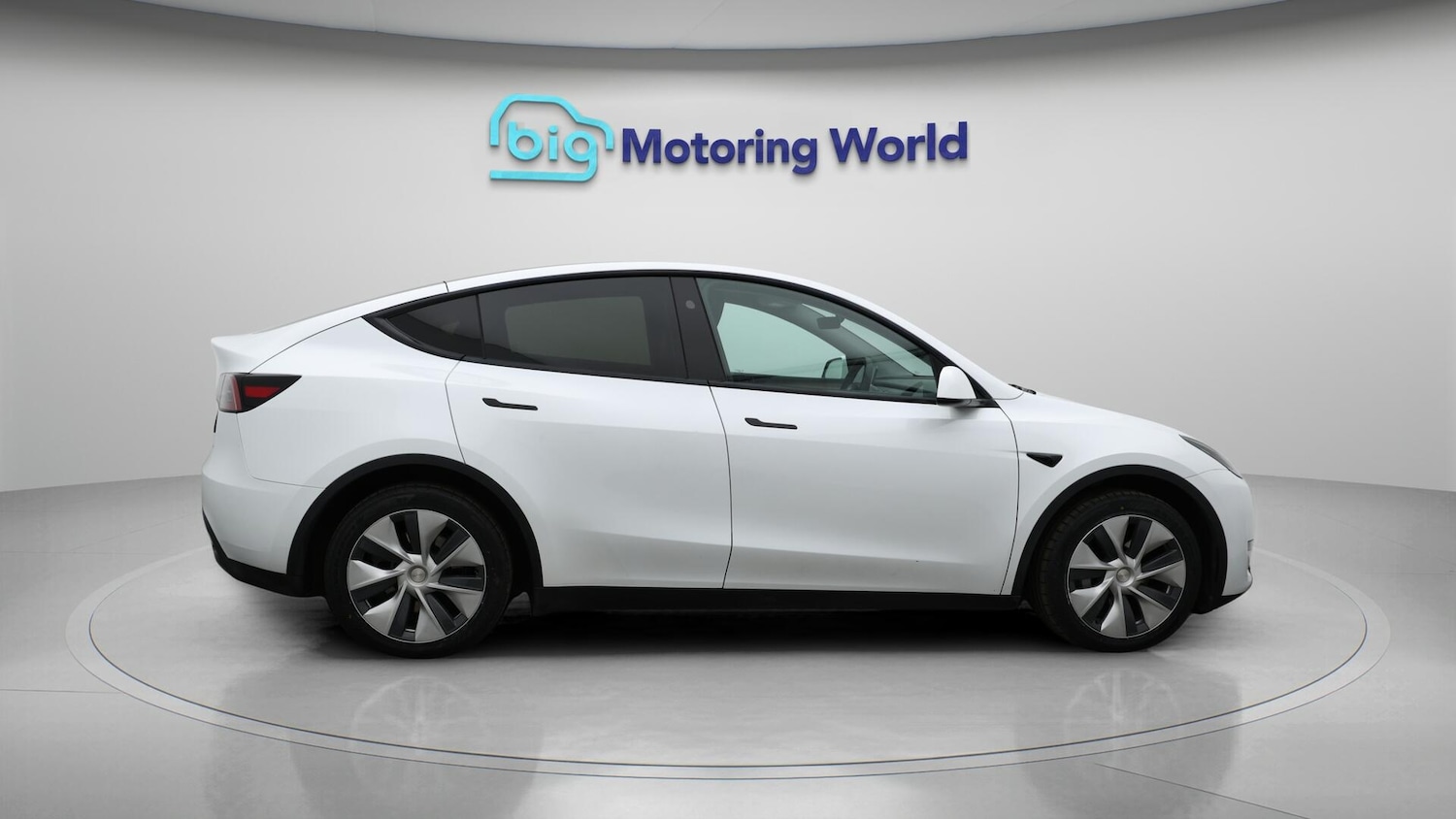 Used Tesla Model Y 2024 for sale - 76689885: Photo 9