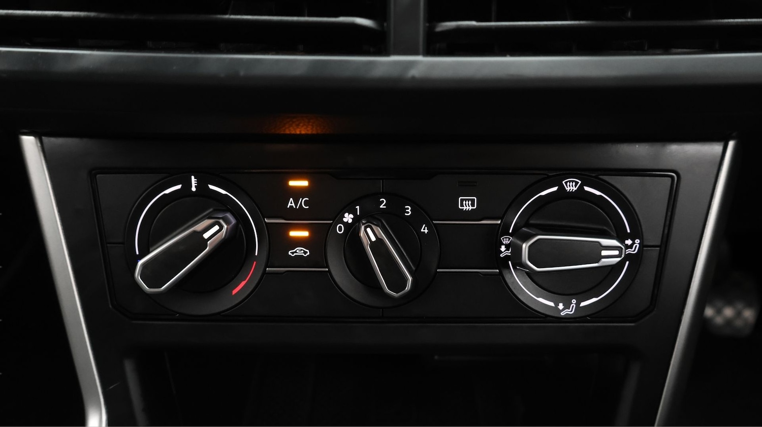 Used Volkswagen Taigo 2023 for sale - 77650398: Photo 12