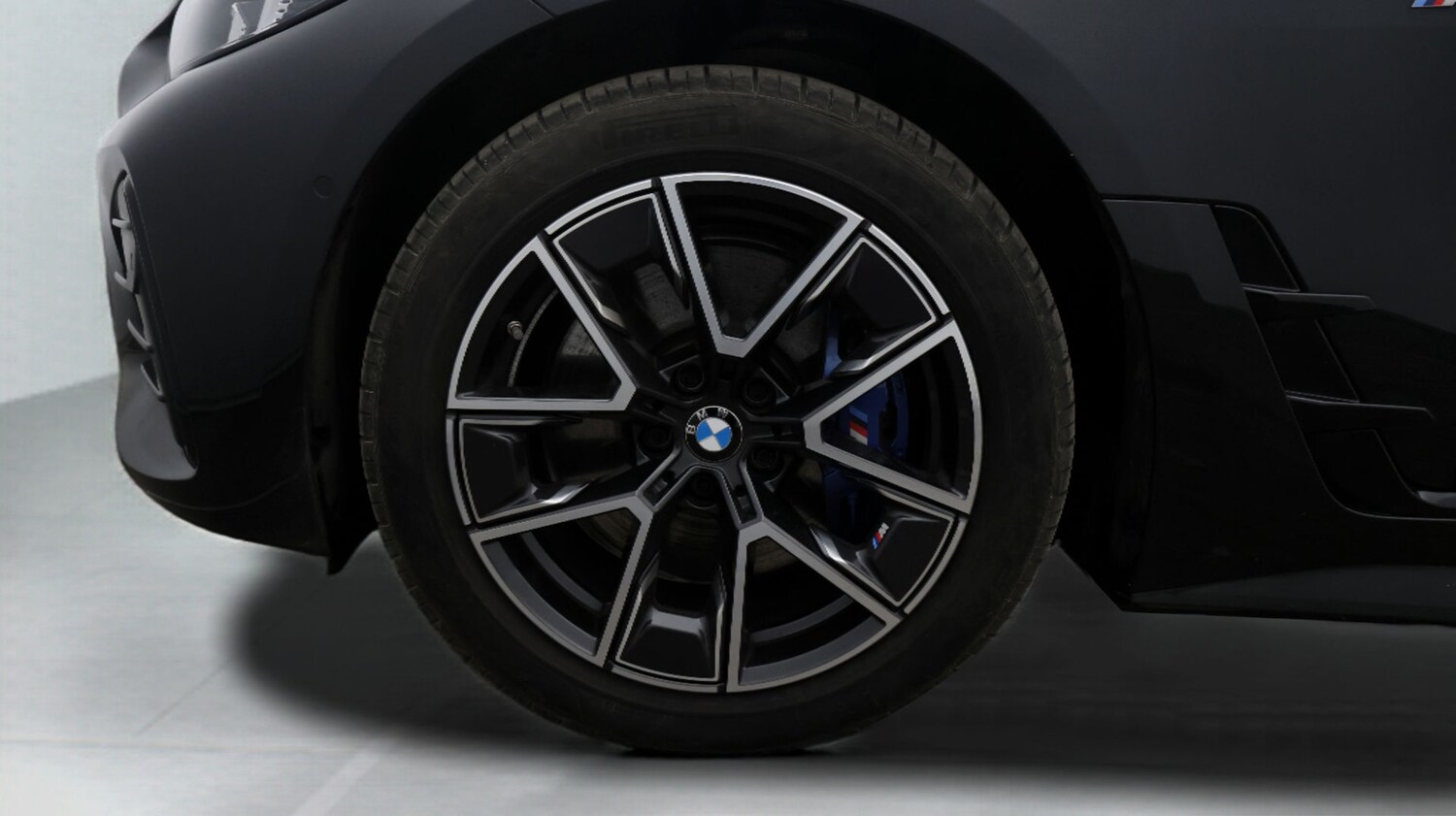 Used BMW i4 2024 for sale - 77136354: Photo 18