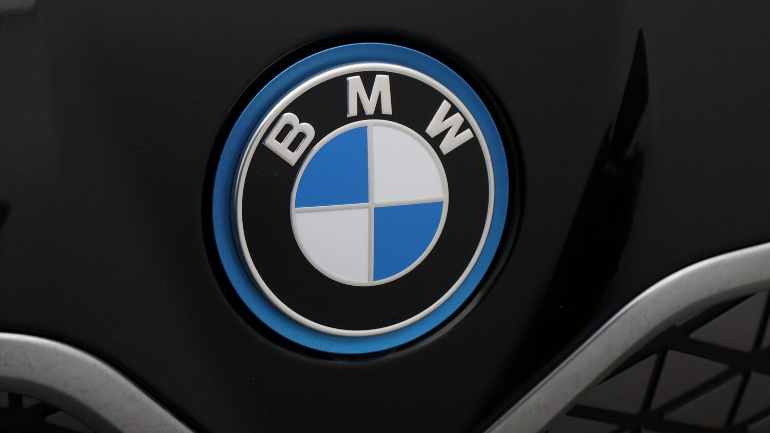 Used BMW i4 2024 for sale - 77136354: Photo 23
