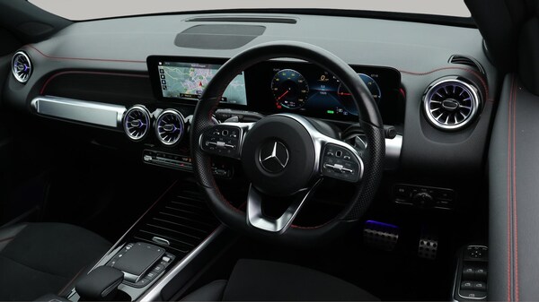 Used Mercedes-Benz EQB 2023 for sale - 76326575: Photo 10