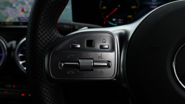 Used Mercedes-Benz EQB 2023 for sale - 76326575: Photo 28