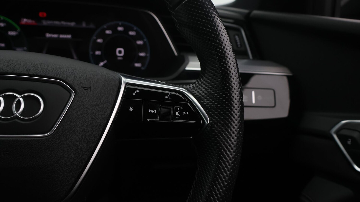 Used Audi e-tron 2021 for sale - 77516397: Photo 24