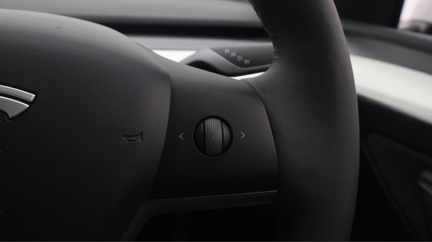 Used Tesla Model Y 2023 for sale - 76701590: Photo 26