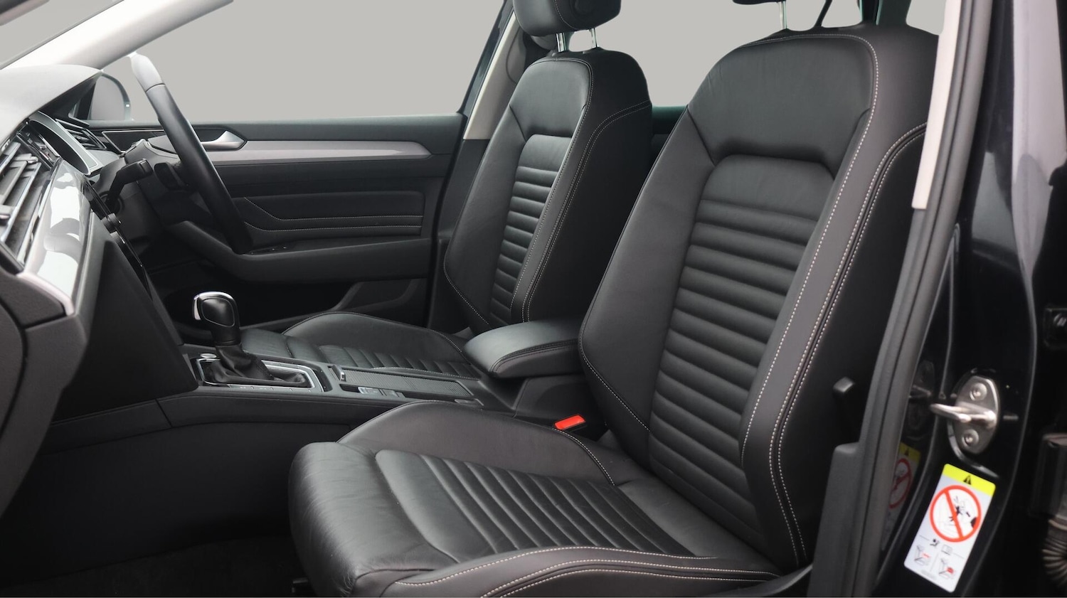 Used Volkswagen Passat 2022 for sale - 76433297: Photo 15