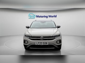 Used Volkswagen T-Roc 2023 for sale - 78270675: Photo