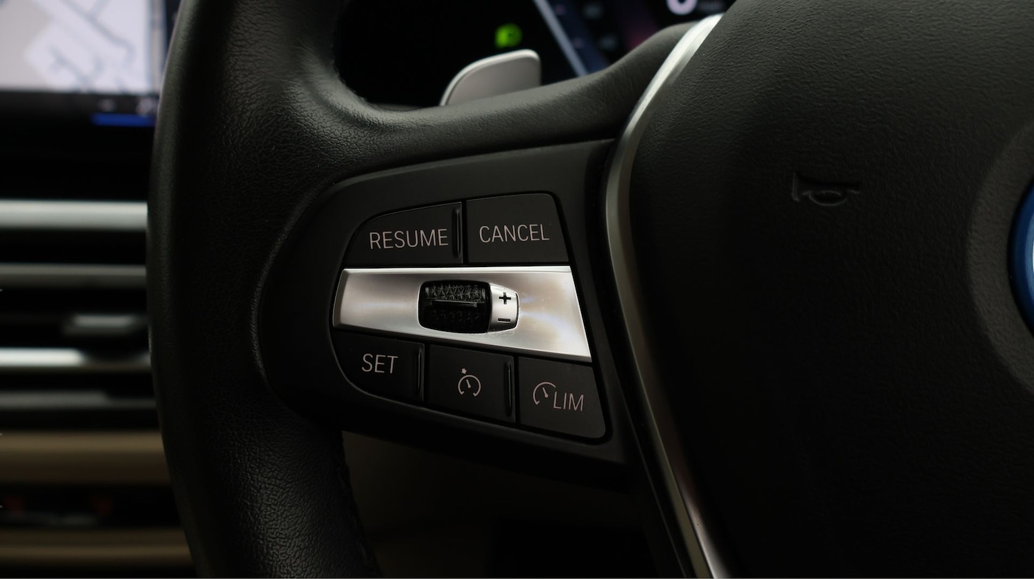 Used BMW 3 Series 2024 for sale - 77743492: Photo 25