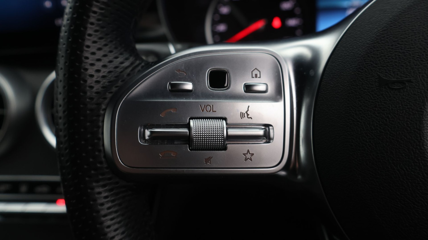 Used Mercedes-Benz GLC 2020 for sale - 77406883: Photo 24