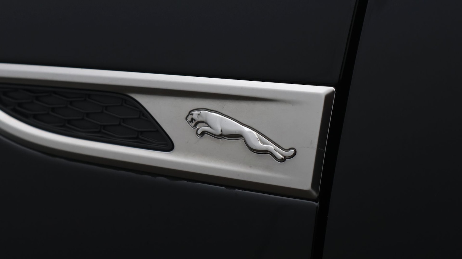 Used Jaguar E-Pace 2021 for sale - 77260689: Photo 26