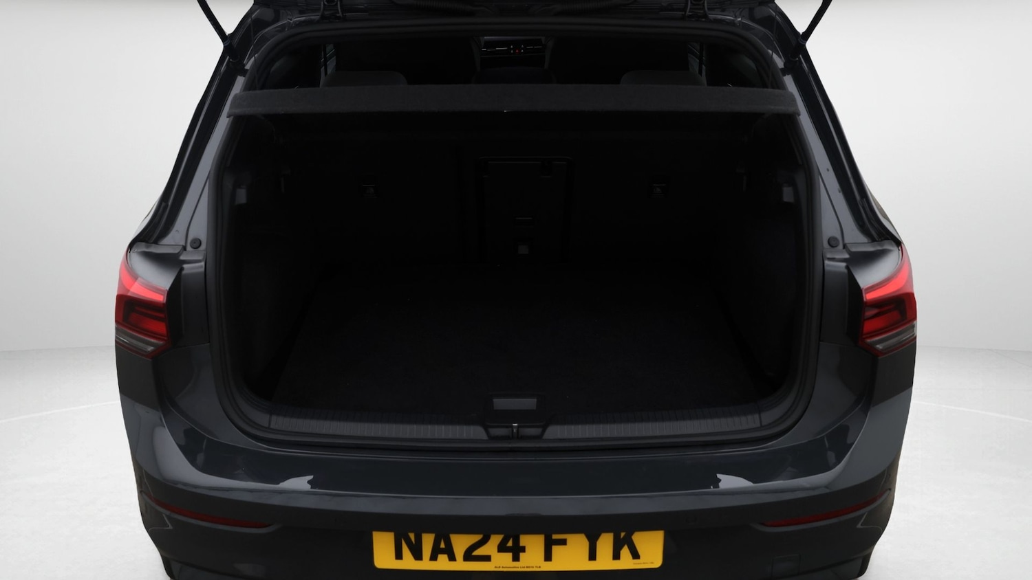 Used Volkswagen Golf 2024 for sale - 77435005: Photo 17