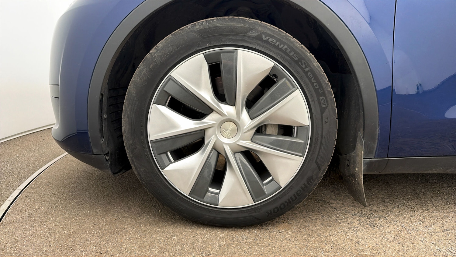 Used Tesla Model Y 2023 for sale - 78039065: Photo 17