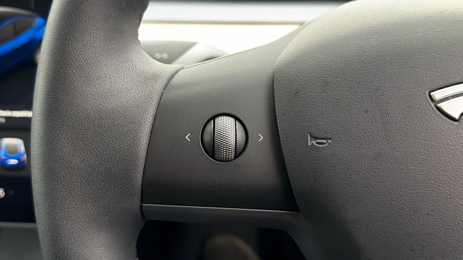 Used Tesla Model Y 2023 for sale - 78039065: Photo 20