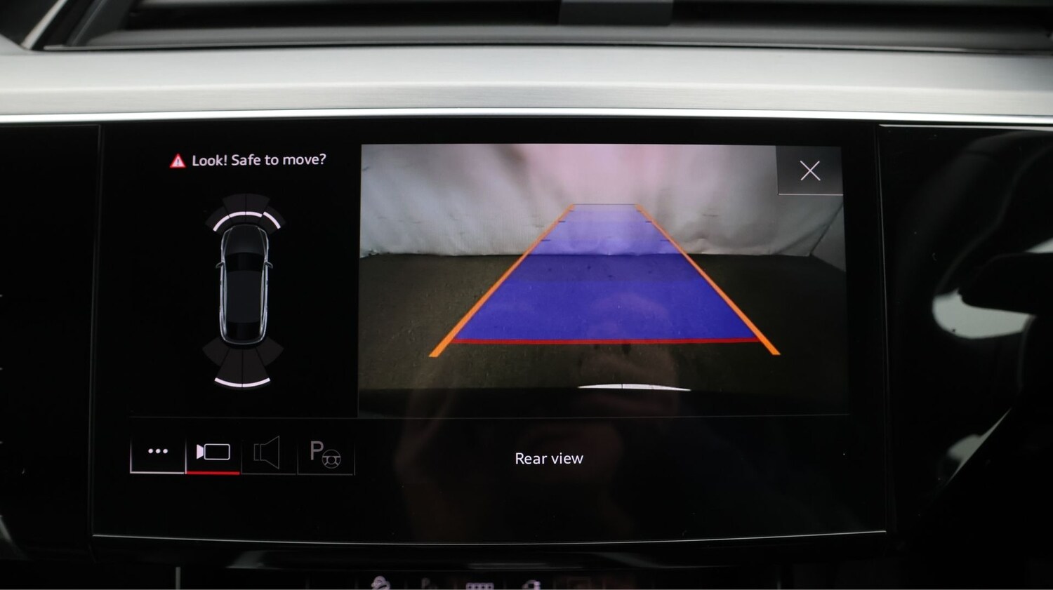 Used Audi e-tron 2022 for sale - 77616260: Photo 24