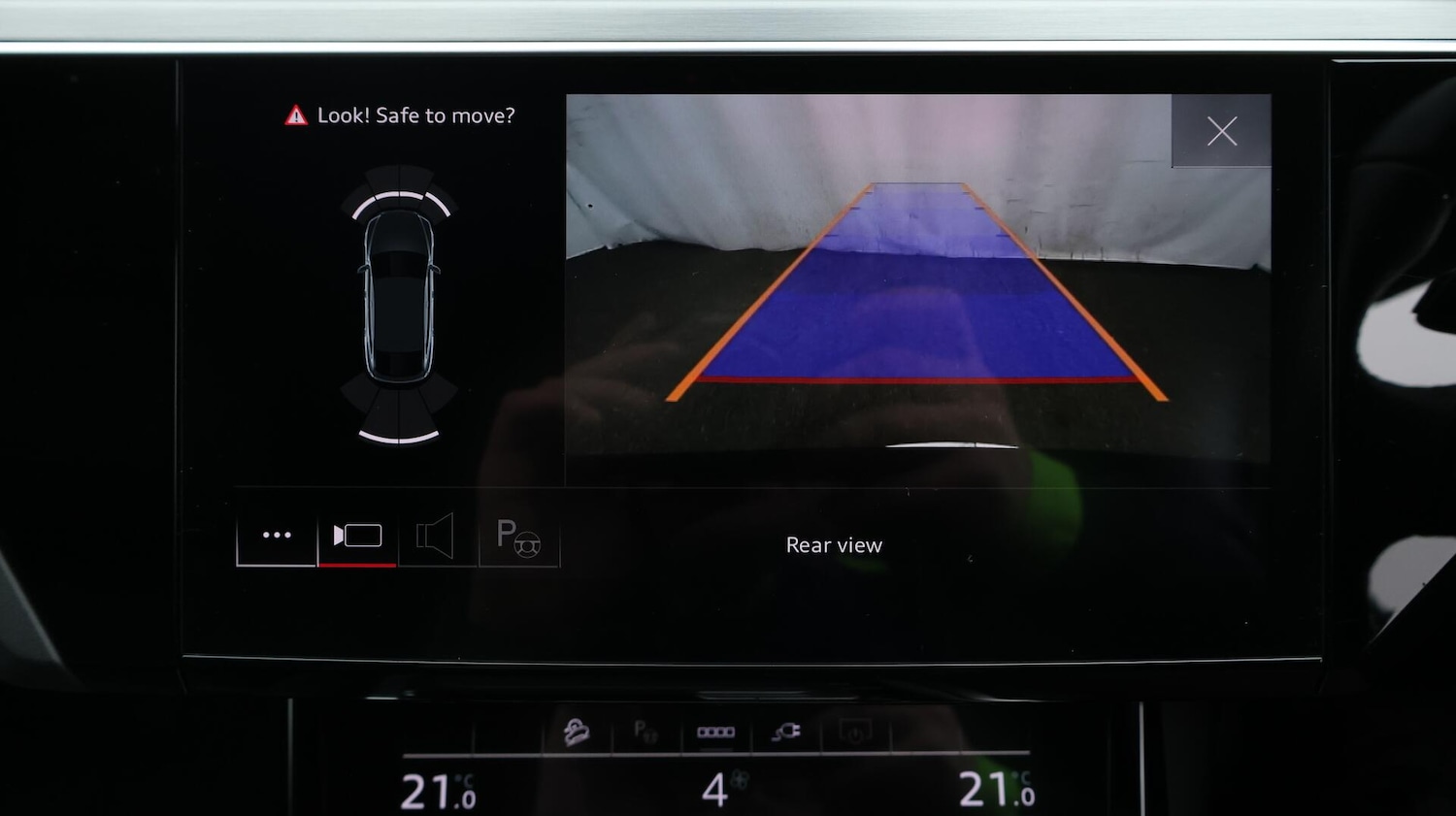 Used Audi e-tron 2022 for sale - 76380613: Photo 25