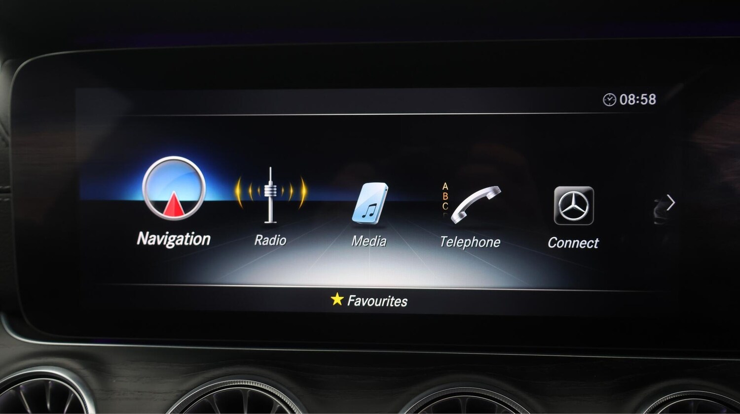 Used Mercedes-Benz E Class 2020 for sale - 76538796: Photo 12