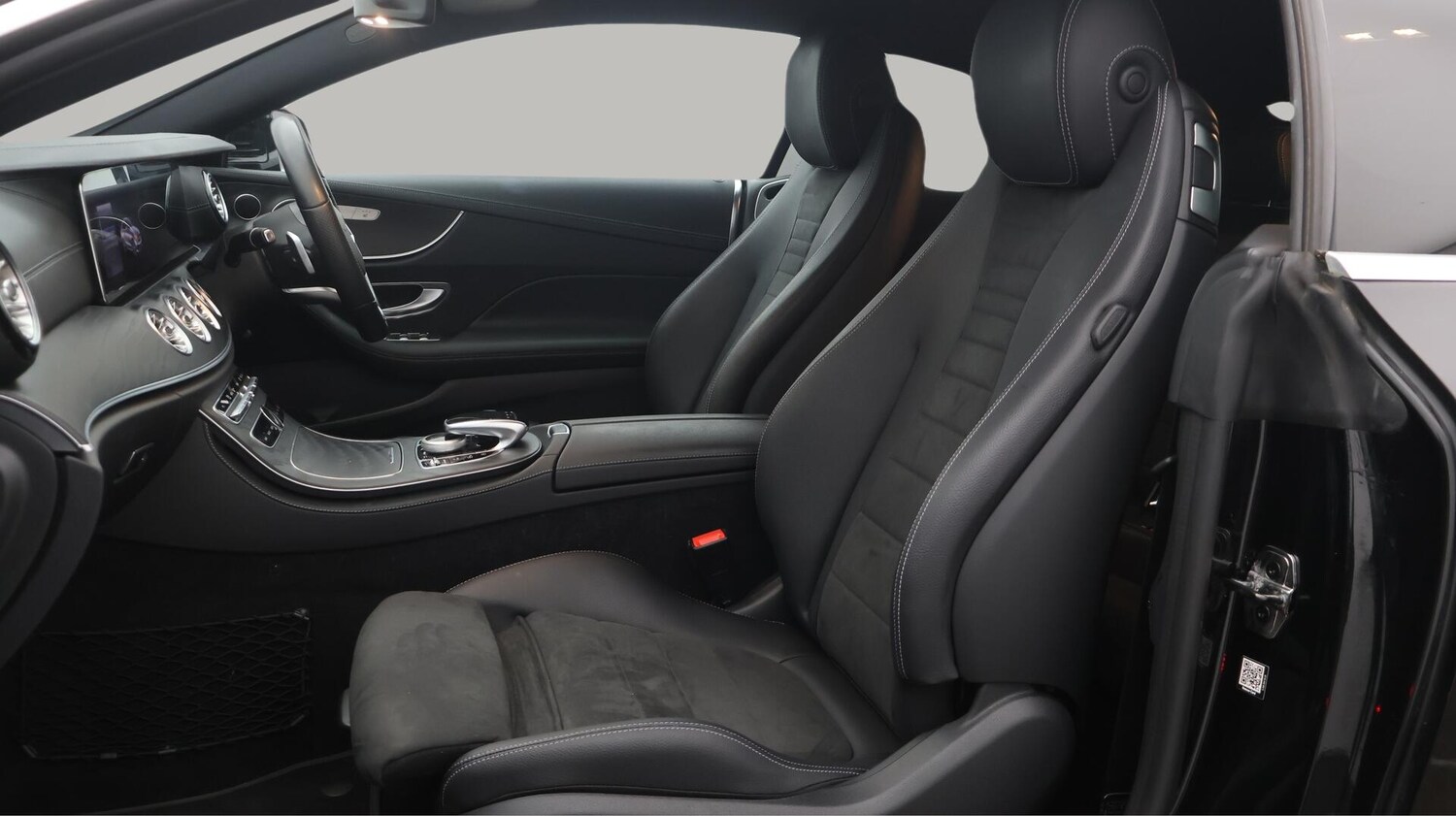 Used Mercedes-Benz E Class 2020 for sale - 76538796: Photo 15