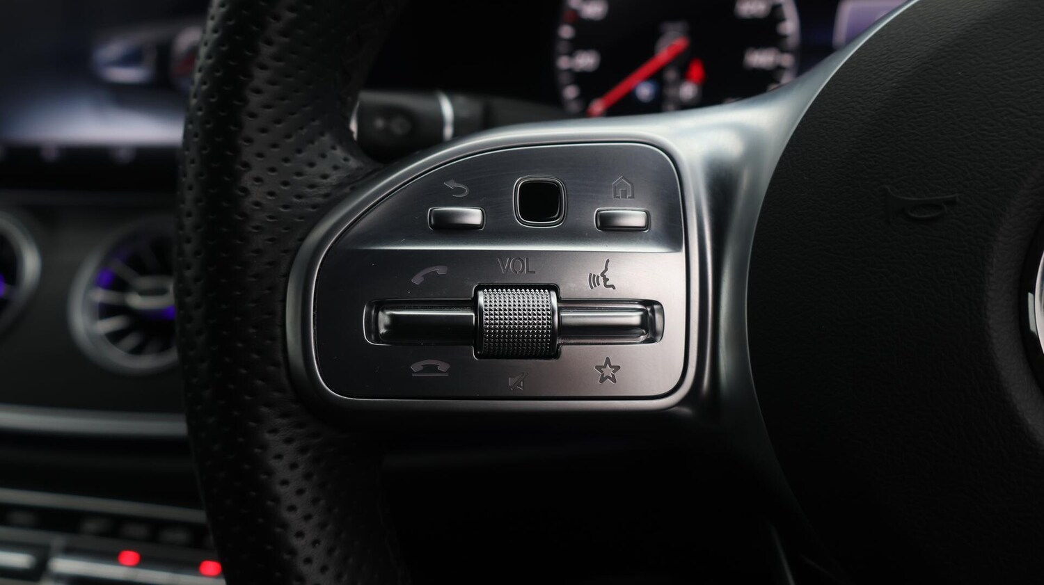 Used Mercedes-Benz E Class 2020 for sale - 76538796: Photo 24