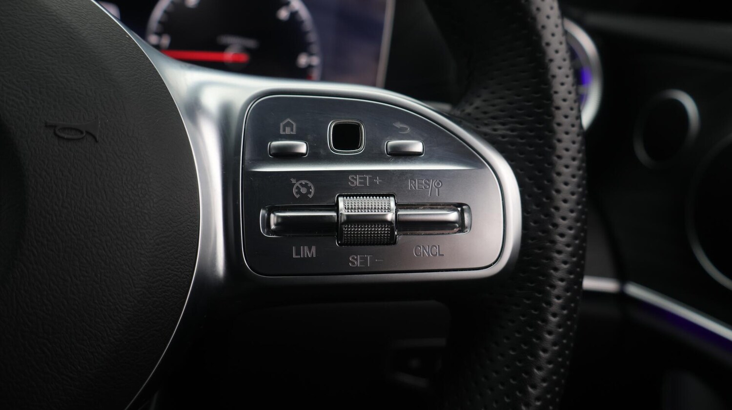 Used Mercedes-Benz E Class 2020 for sale - 76538796: Photo 25