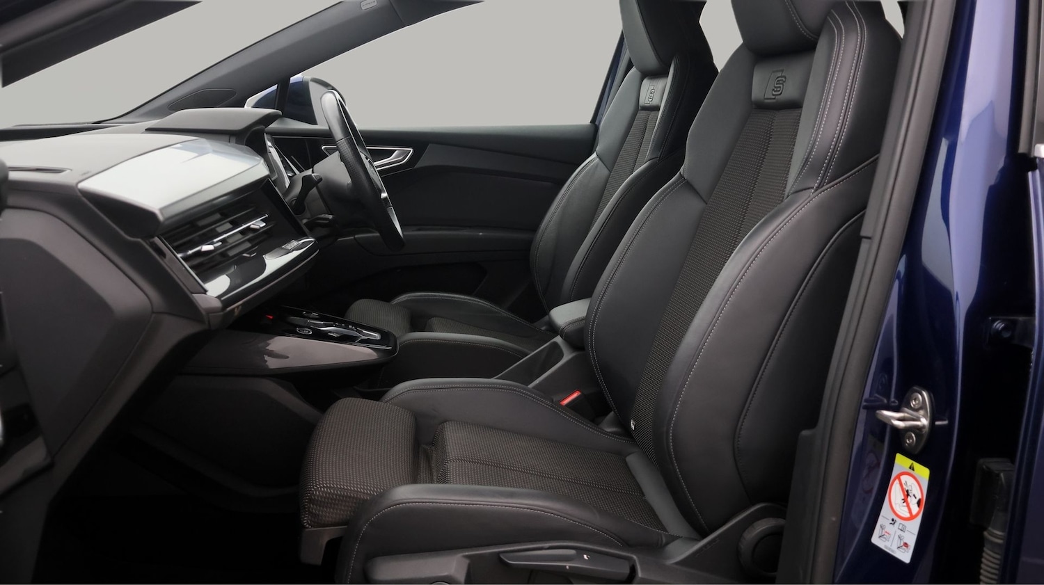 Used Audi Q4 e-tron 2021 for sale - 77283559: Photo 14