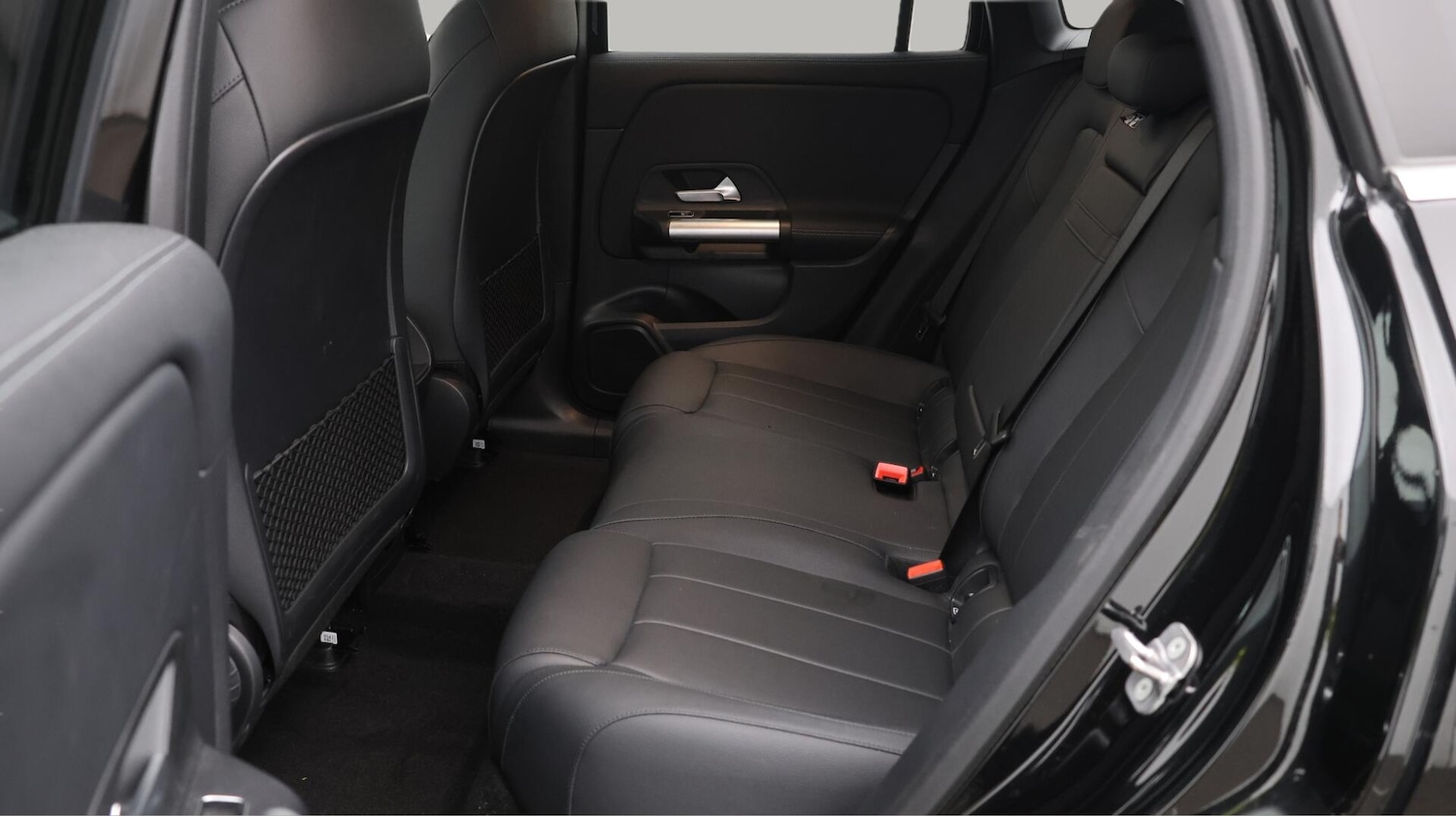 Used Mercedes-Benz EQA 2024 for sale - 76561399: Photo 17