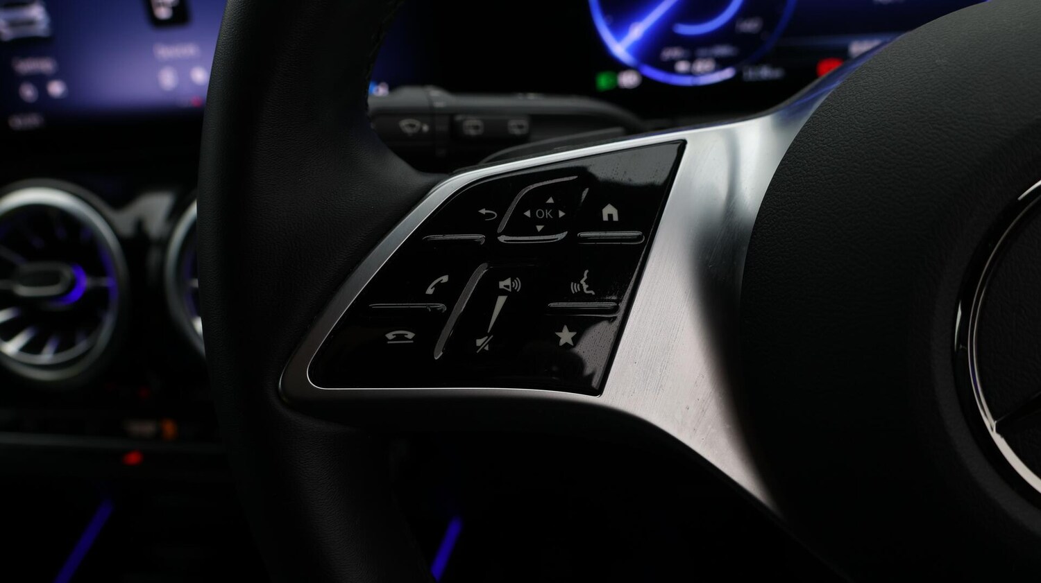 Used Mercedes-Benz EQA 2024 for sale - 76561399: Photo 24