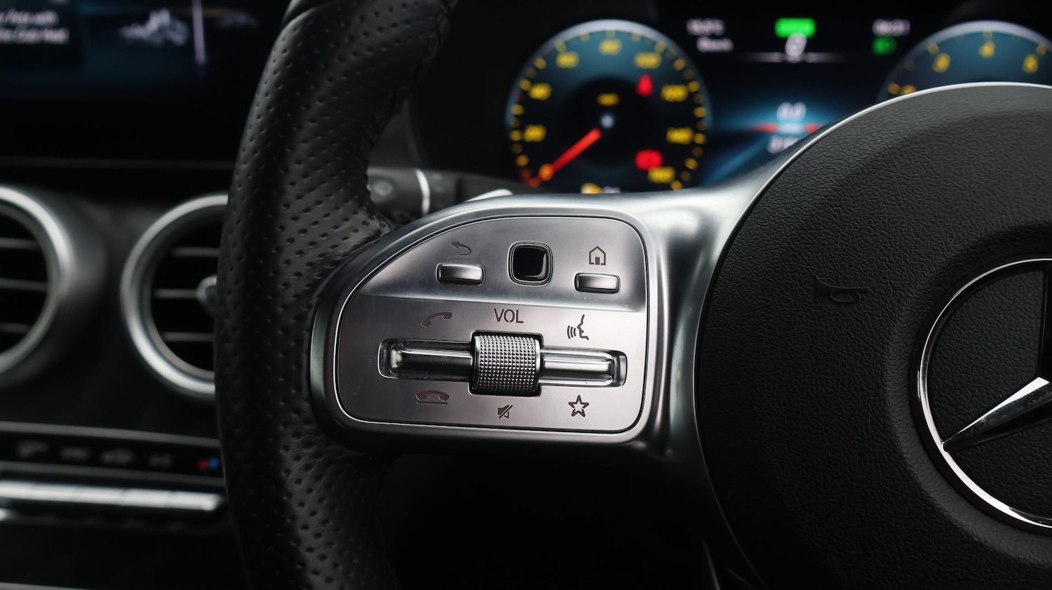 Used Mercedes-Benz C Class 2023 for sale - 77283981: Photo 23