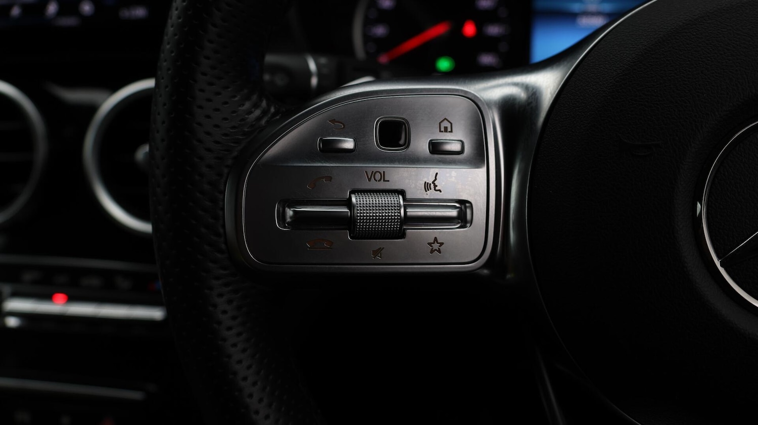 Used Mercedes-Benz GLC 2021 for sale - 76573702: Photo 25