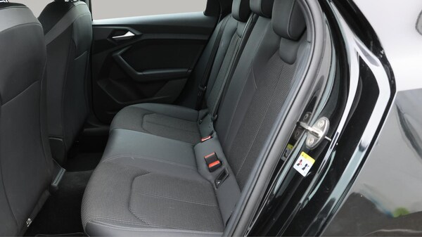 Used Audi A1 2020 for sale - 75768860: Photo 17