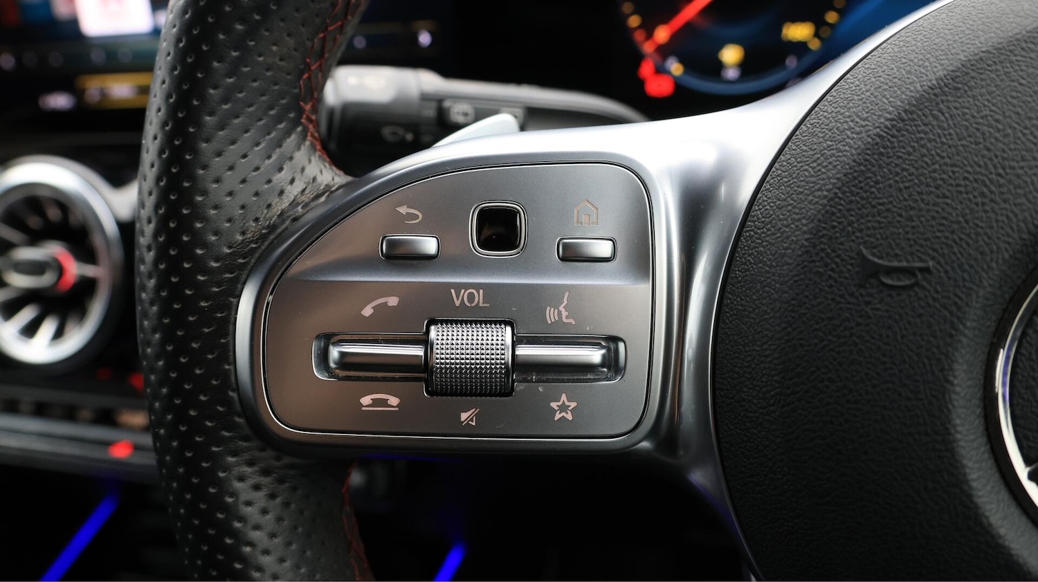 Used Mercedes-Benz GLA 2022 for sale - 76408518: Photo 23