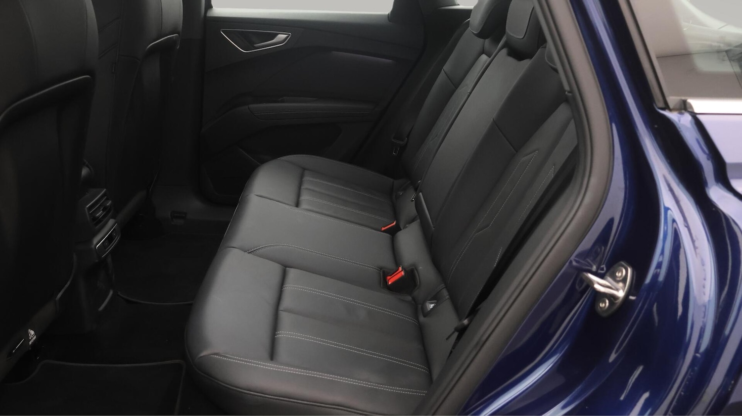 Used Audi Q4 e-tron 2024 for sale - 76380832: Photo 16