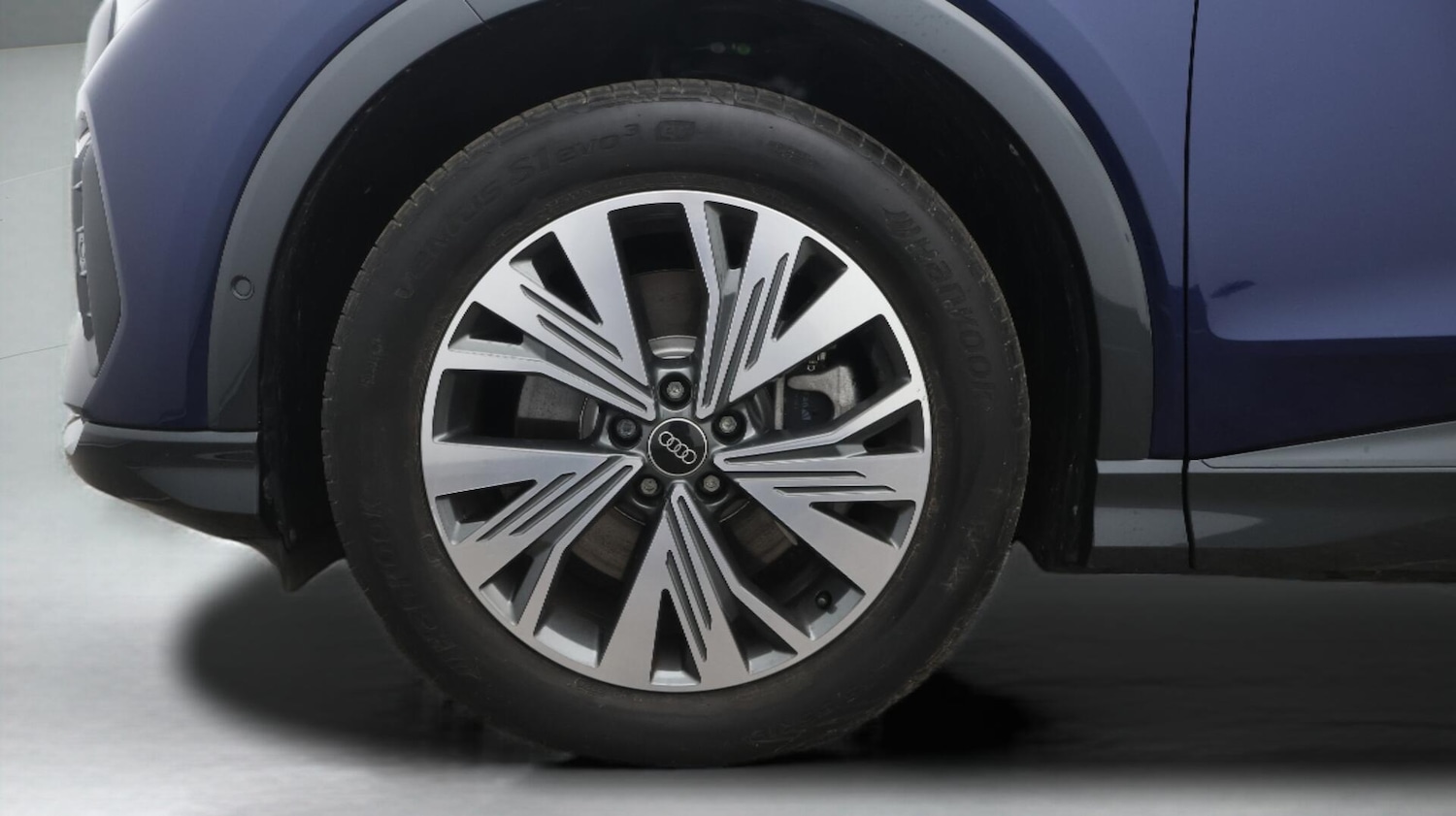 Used Audi Q4 e-tron 2024 for sale - 76380832: Photo 18