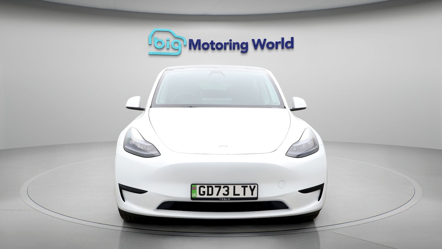 Used Tesla Model Y 2024 for sale - 77417640: Photo 2