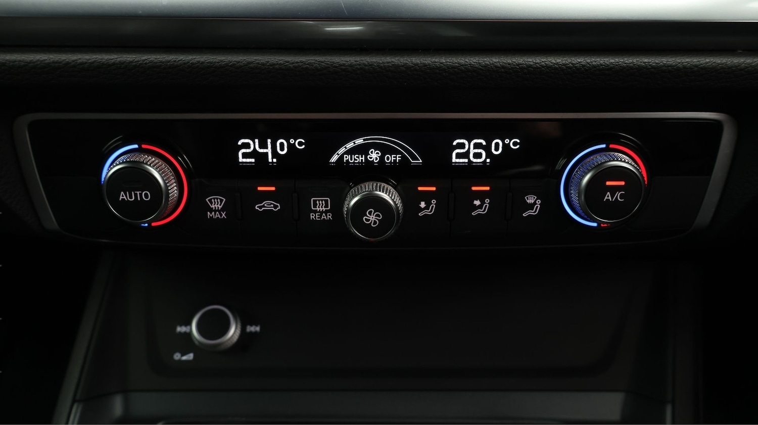 Used Audi Q3 2019 for sale - 77353861: Photo 12