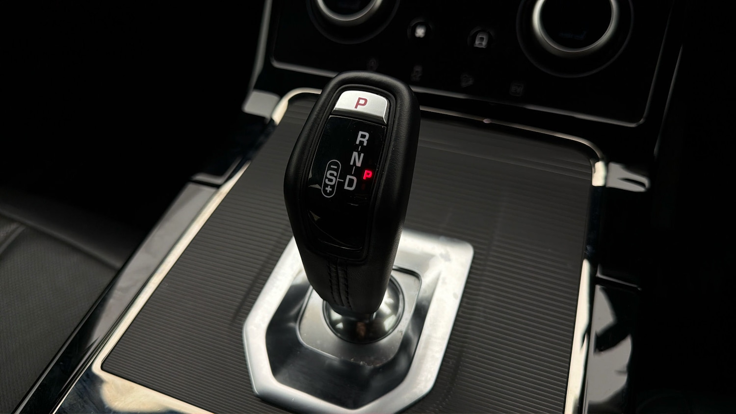 Used Land Rover Range Rover Evoque 2023 for sale - 77845724: Photo 23